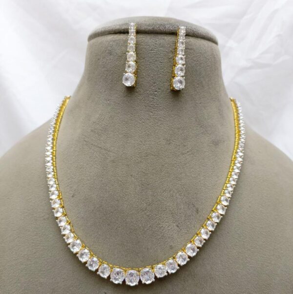 AD STONE NECKLACE Classic American Diamond