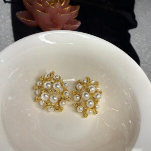 EARINGS (8) Pearl Stud Earrings